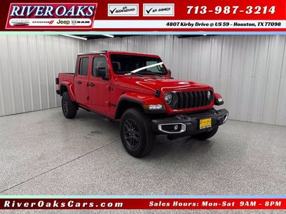 Used 2024 Jeep Gladiator Sport