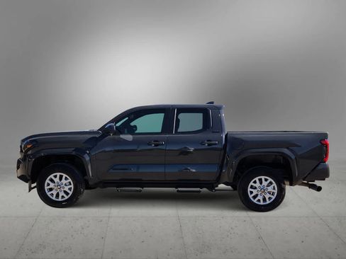 Certified 2025 Toyota Tacoma SR5 image 5