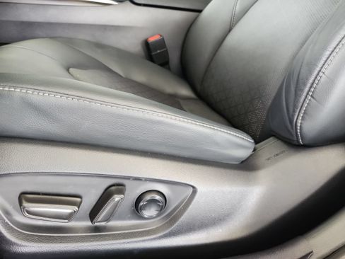 Used 2023 Toyota Camry XSE FWD image 14