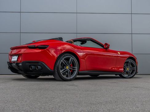 Certified 2024 Ferrari Roma Spider RWD image 8