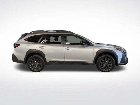 Used 2024 Subaru Outback Onyx Edition AWD/4WD image 7