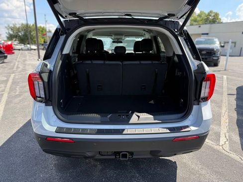 New 2025 Ford Explorer Active image 27