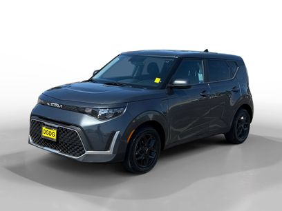 Used 2023 Kia Soul LX w/ Option Group 015