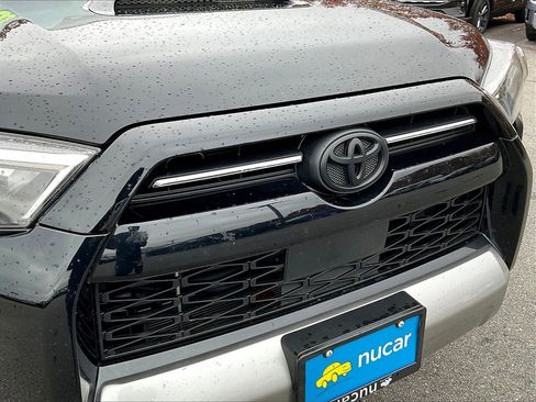 Used 2023 Toyota 4Runner TRD Off-Road Premium image 29