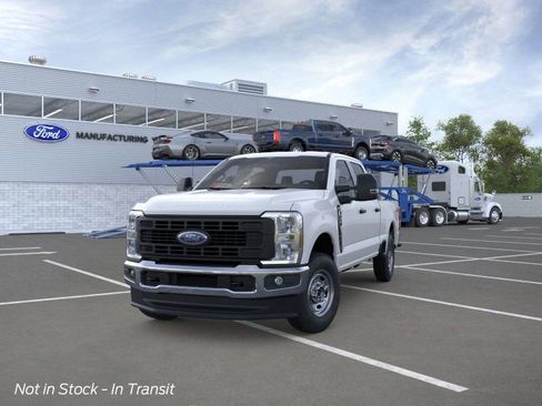 New 2026 Ford F250 XL w/ XL Chrome Package image 2