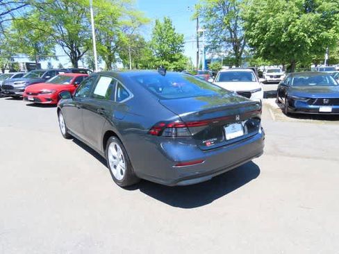 Used 2024 Honda Accord LX image 4