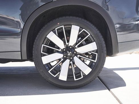 Used 2025 Mitsubishi Outlander SEL image 8