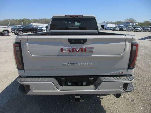 New 2026 GMC Sierra 2500 AT4 image 5