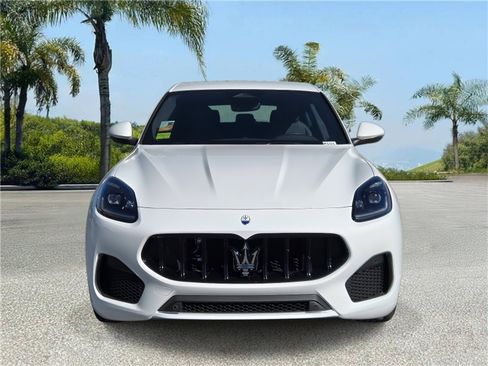 New 2026 Maserati Grecale Modena image 3