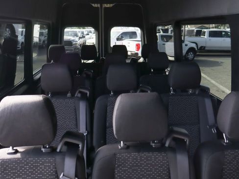 Used 2019 Mercedes-Benz Sprinter 2500 image 13