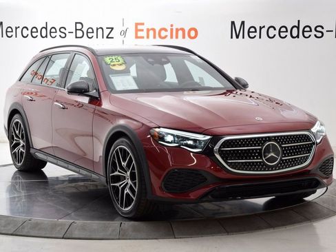 Used 2025 Mercedes-Benz E 450 4MATIC All-Terrain Wagon image 8