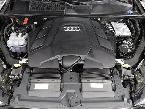 Used 2025 Audi Q7 3.0T Prestige AWD/4WD image 25