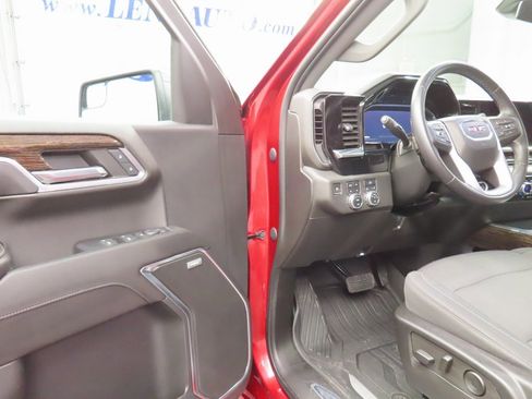 Used 2022 GMC Sierra 1500 Elevation w/ Preferred Package image 35