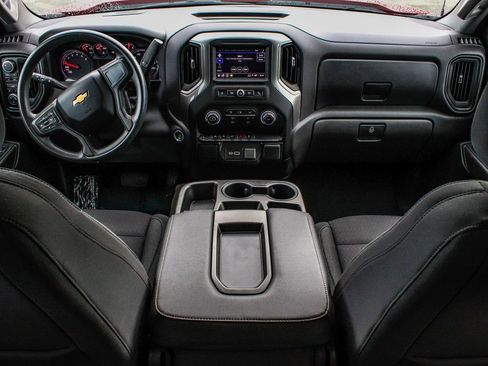 Used 2023 Chevrolet Silverado 1500 Custom AWD/4WD image 34