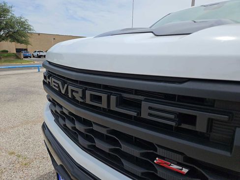 Used 2024 Chevrolet Silverado 1500 Custom Trail Boss AWD/4WD image 13