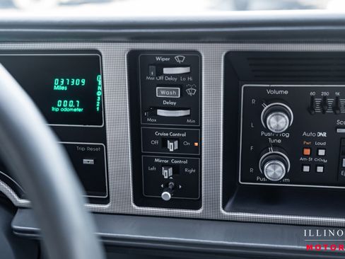 Used 1986 Cadillac Eldorado Coupe image 26