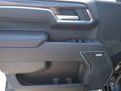 New 2026 Chevrolet Silverado 1500 LT Trail Boss w/ LT Trail Boss Premium Package AWD/4WD image 12