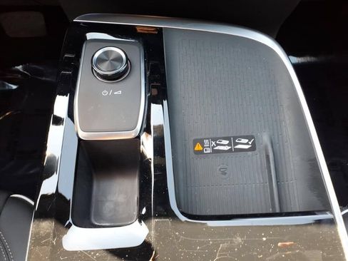 Used 2026 Buick Enclave Preferred FWD image 28