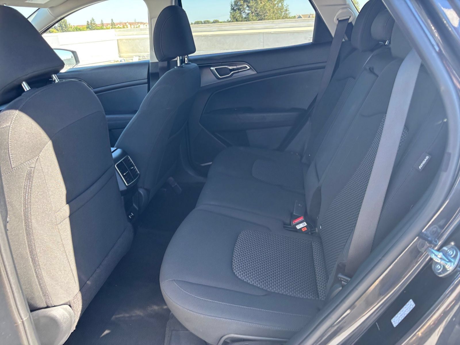Used 2026 Kia Sportage LX FWD image 26