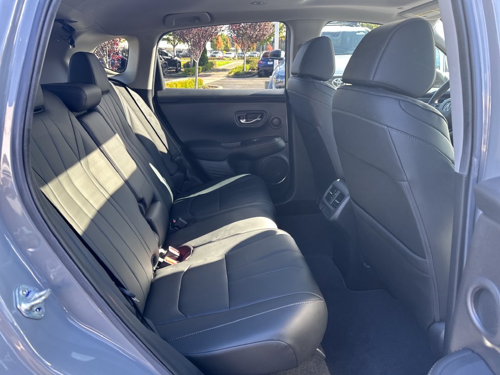 Used 2025 Acura ADX AWD image 15