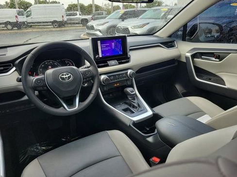 Used 2023 Toyota RAV4 XLE Premium FWD image 11