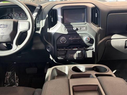 Used 2024 Chevrolet Silverado 1500 Custom Trail Boss w/ LPO, Dark Essentials Package AWD/4WD image 13