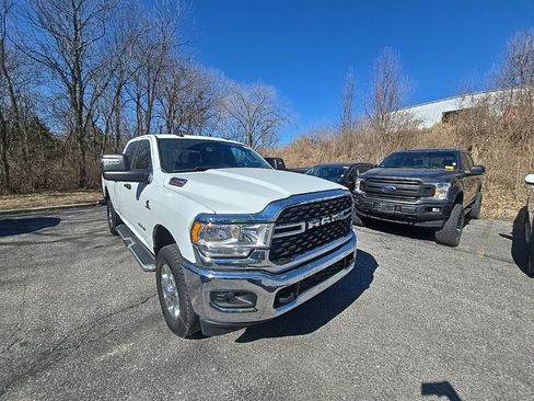 Used 2024 RAM 2500 Big Horn image 11