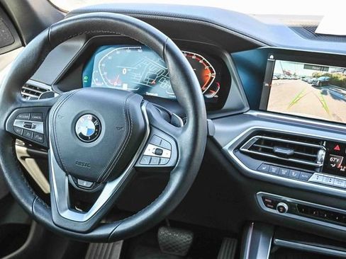 Used 2022 BMW X5 xDrive40i w/ Premium Package image 22
