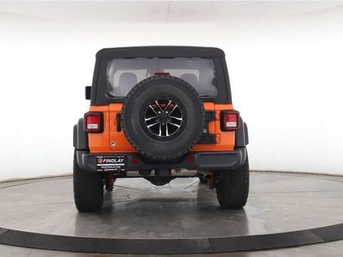Used 2025 Jeep Wrangler Sport AWD/4WD image 11