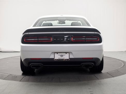 Used 2022 Dodge Challenger R/T Scat Pack RWD image 4