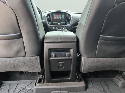 Used 2019 Chevrolet Traverse LT w/ LPO, Floor Liner Package FWD image 28