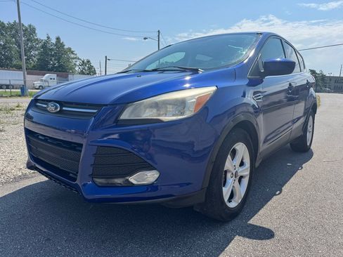 Used 2015 Ford Escape SE FWD image 3