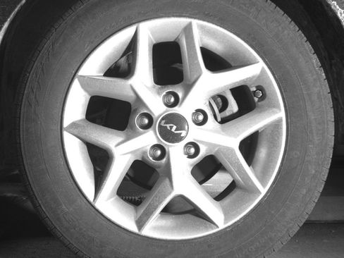 Used 2025 Kia Soul LX w/ LX Technology Package image 14