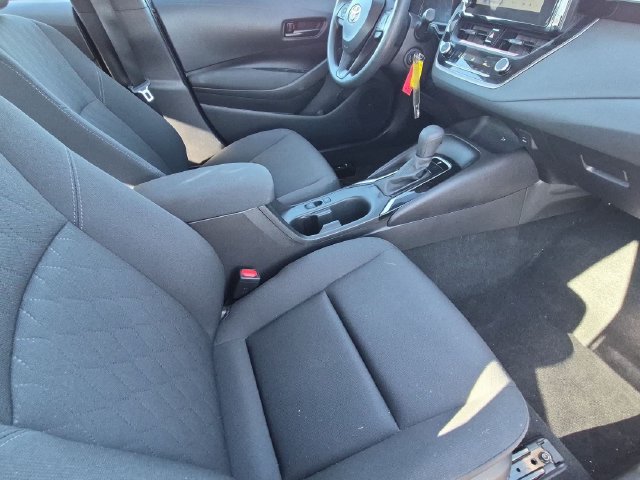 Used 2026 Toyota Corolla LE FWD image 18