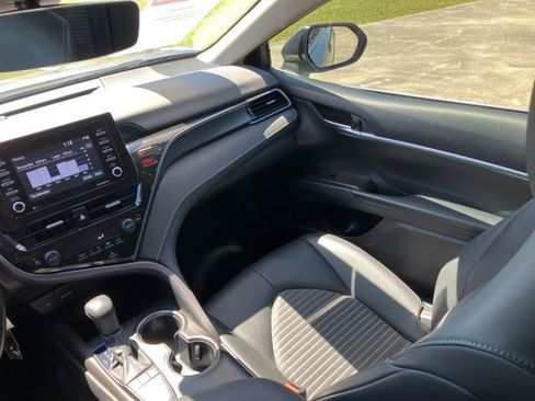 Used 2023 Toyota Camry SE FWD image 19