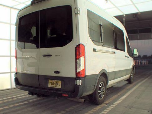 Used 2022 Ford Transit 350 XLT RWD image 3