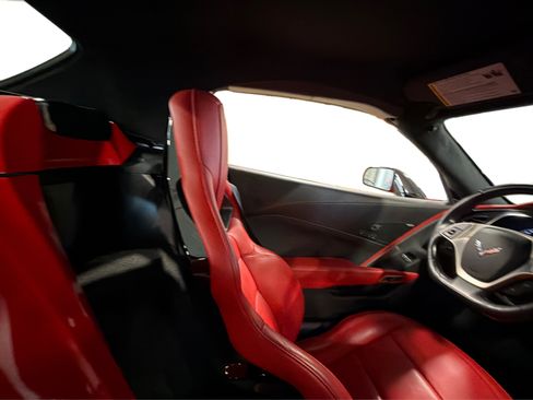 Used 2019 Chevrolet Corvette Stingray Convertible RWD image 27