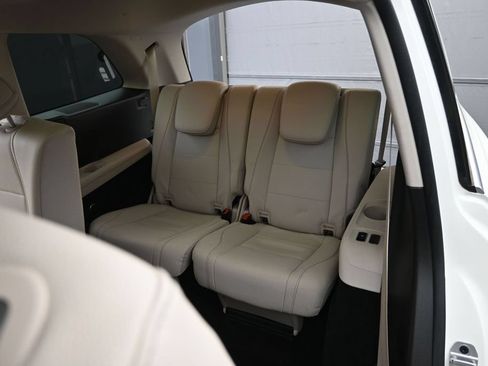 Used 2022 Mercedes-Benz GLS 450 4MATIC image 32