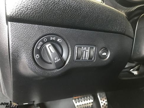 Certified 2020 Dodge Challenger R/T w/ Carbon/Suede Interior Package image 16