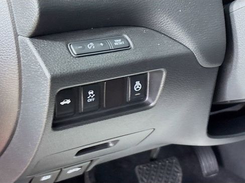 Used 2016 Nissan Altima 2.5 SL w/ Moonroof Package FWD image 10