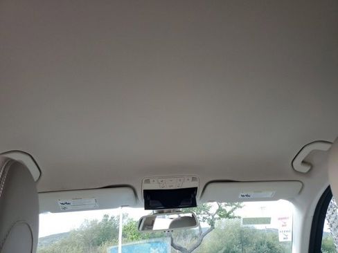 Used 2018 Mercedes-Benz GLC 300 image 18