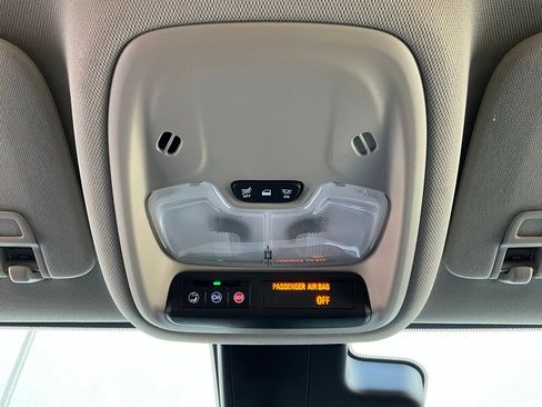 Used 2025 Buick Encore GX Preferred image 15