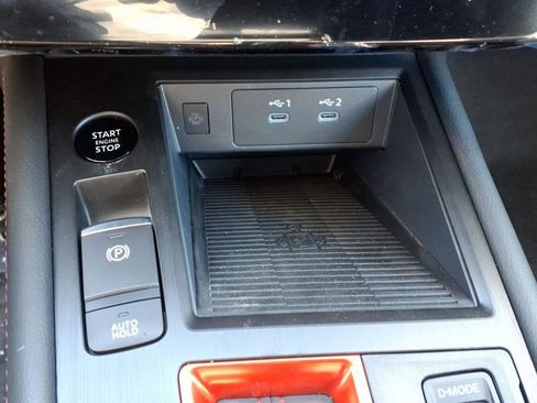 New 2026 Nissan Kicks SR image 13