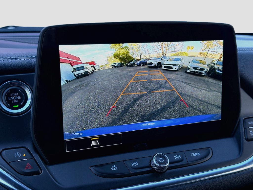 Used 2025 Chevrolet Blazer LT FWD image 13