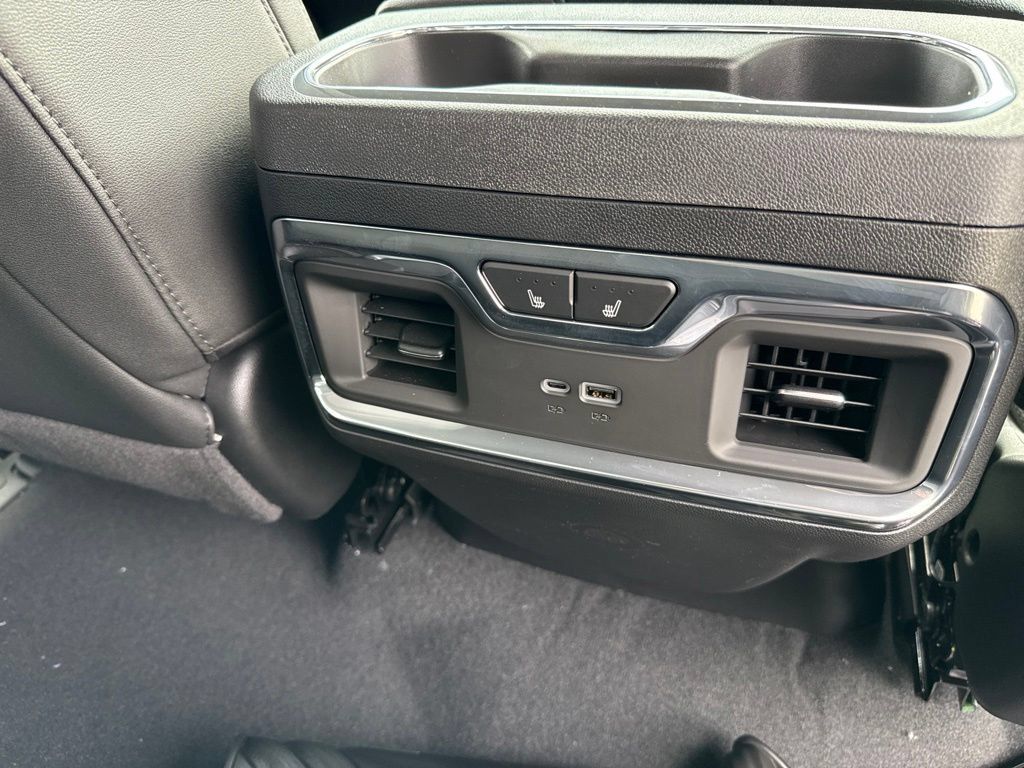 New 2026 Chevrolet Silverado 2500 LTZ w/ LTZ Plus Package AWD/4WD image 19