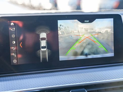 Used 2018 BMW 530e w/ M Sport Package 2 image 22