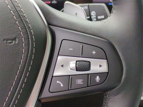 New 2026 BMW X5 sDrive40i w/ Climate Comfort Package image 25