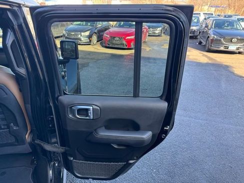 Used 2021 Jeep Wrangler Unlimited Rubicon image 15