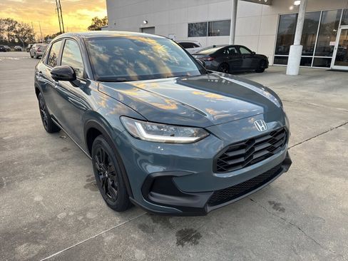 New 2026 Honda HR-V Sport image 3
