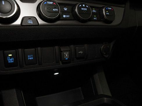 Used 2023 Toyota Tacoma 4x4 Double Cab w/ Trail Edition image 22